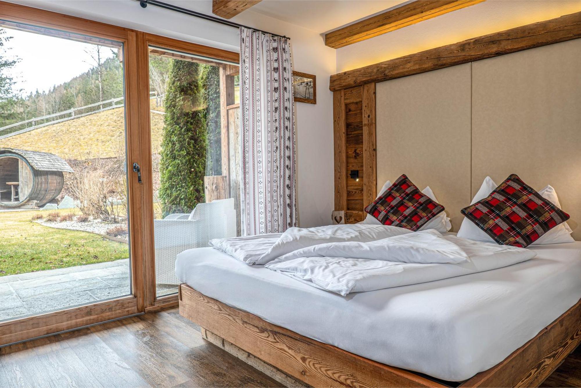 Alpine Mountain Chalet San Vigilio Di Marebbe Exterior photo